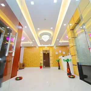 smr-palace.agrahotelsindia.net/